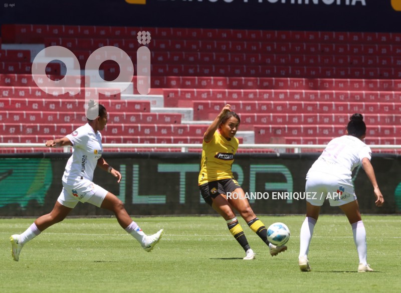FBL-SUPERLIGA-FEMENINA-LDU-BARCELONA