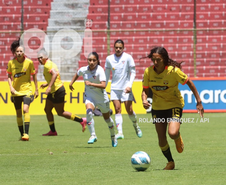 FBL-SUPERLIGA-FEMENINA-LDU-BARCELONA