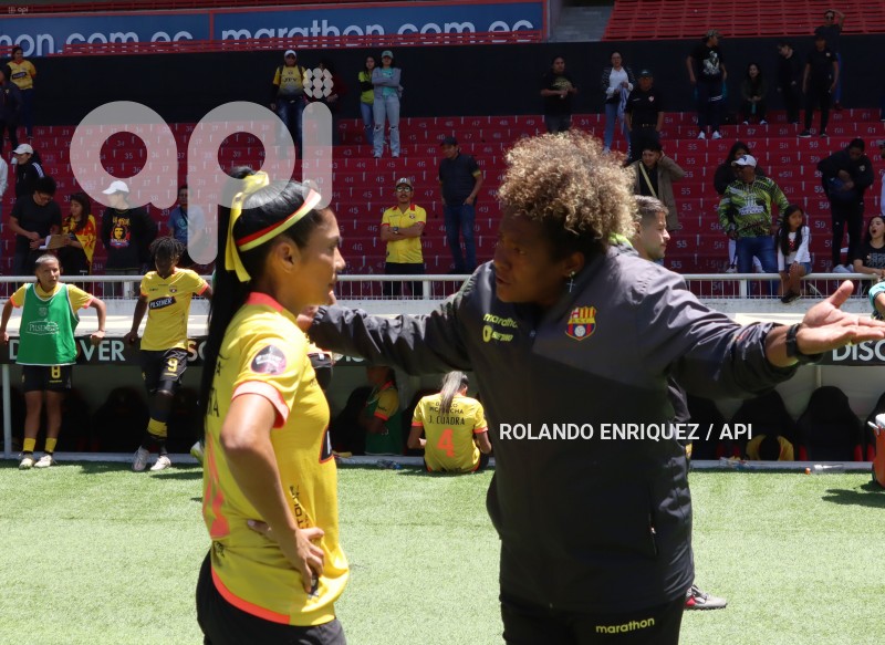 FBL-SUPERLIGA-FEMENINA-LDU-BARCELONA