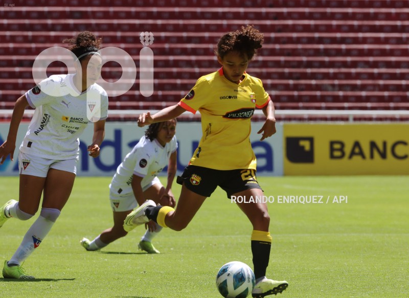 FBL-SUPERLIGA-FEMENINA-LDU-BARCELONA