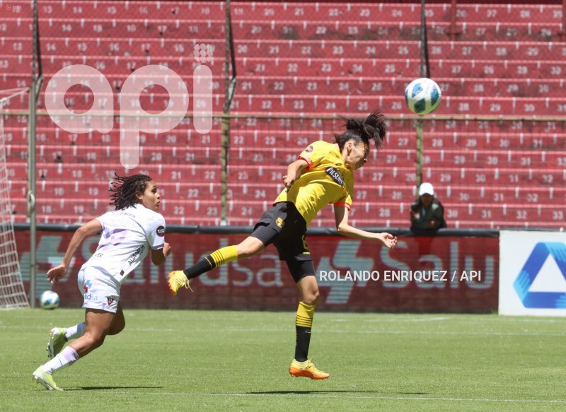 FBL-SUPERLIGA-FEMENINA-LDU-BARCELONA
