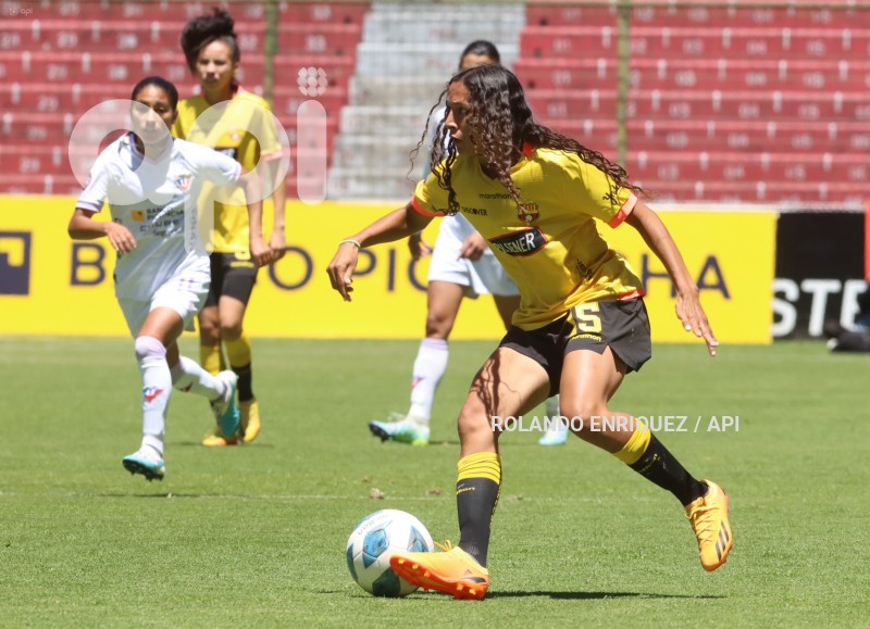 FBL-SUPERLIGA-FEMENINA-LDU-BARCELONA