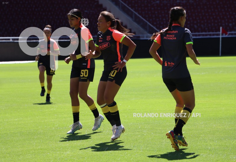 FBL-SUPERLIGA-FEMENINA-LDU-BARCELONA