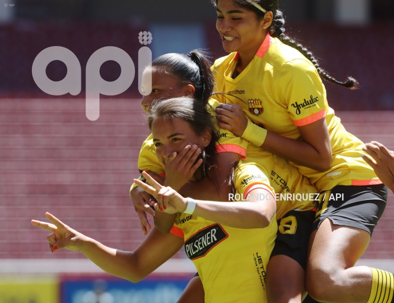 FBL-SUPERLIGA-FEMENINA-LDU-BARCELONA
