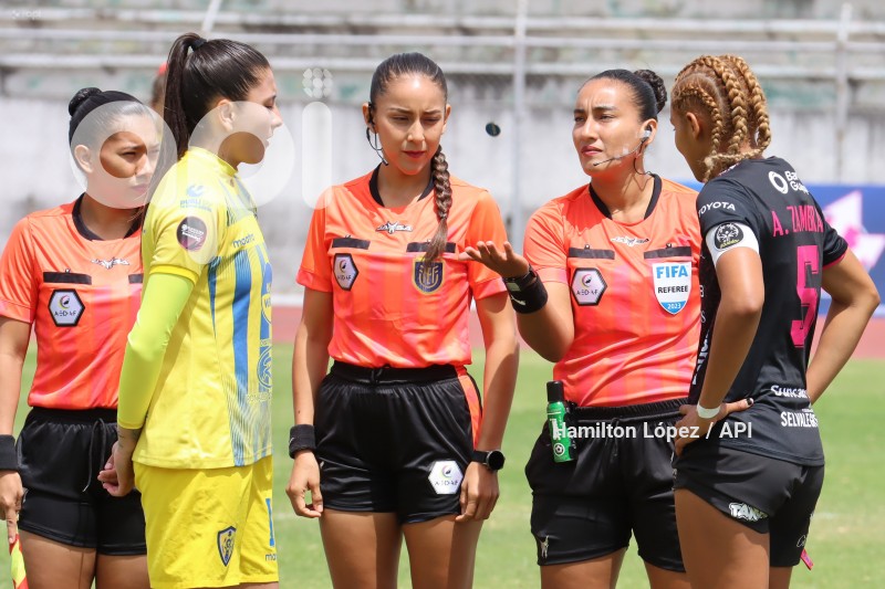 FBL-SUPERLIGAFEM-LEONES-DRAGONAS