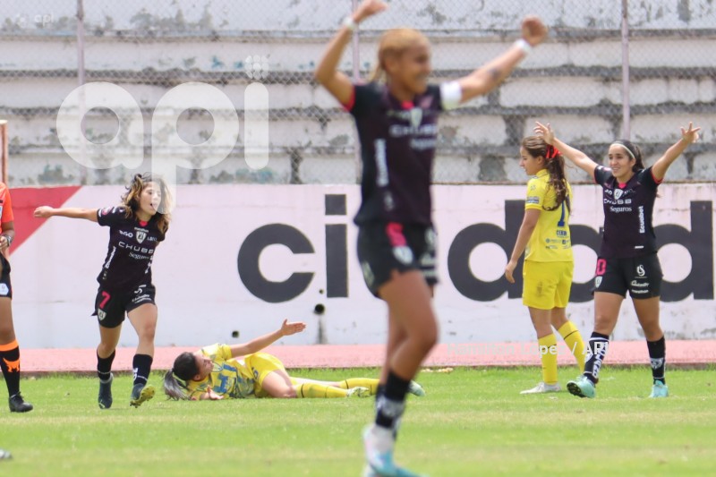 FBL-SUPERLIGAFEM-LEONES-DRAGONAS