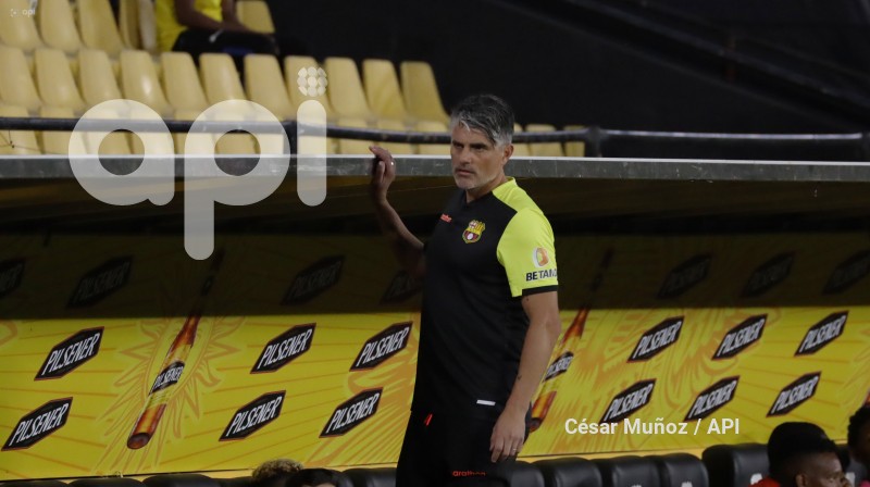 FBL-LIGAPRO-BARCELONA-GUALACEO