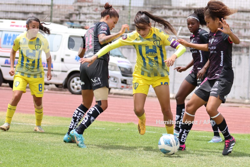 FBL-SUPERLIGAFEM-LEONES-DRAGONAS