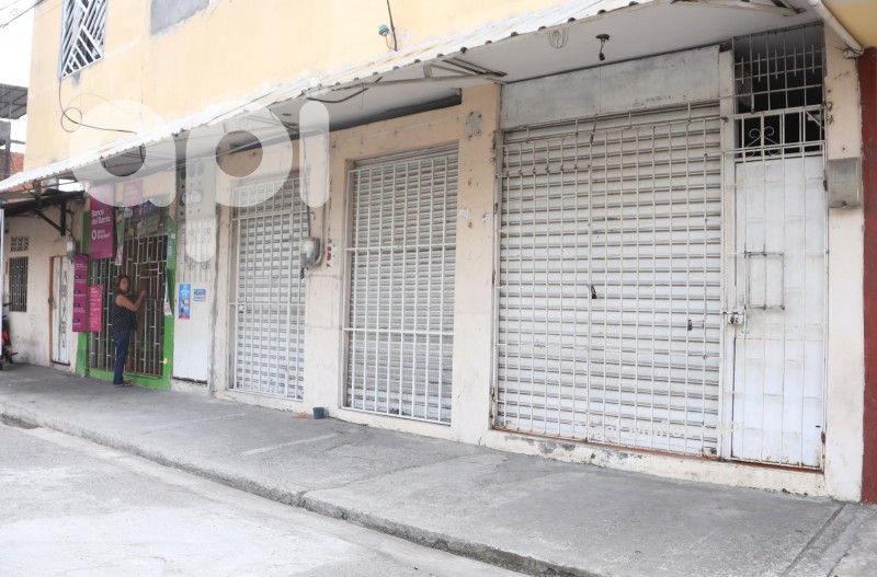GYE-CIERRE LOCALES DURAN