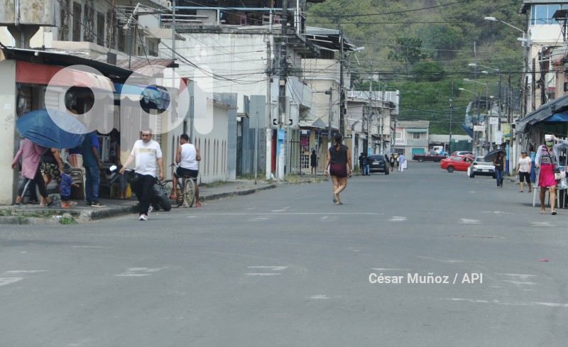 GYE-CIERRE LOCALES DURAN