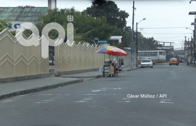 GYE-CIERRE LOCALES DURAN