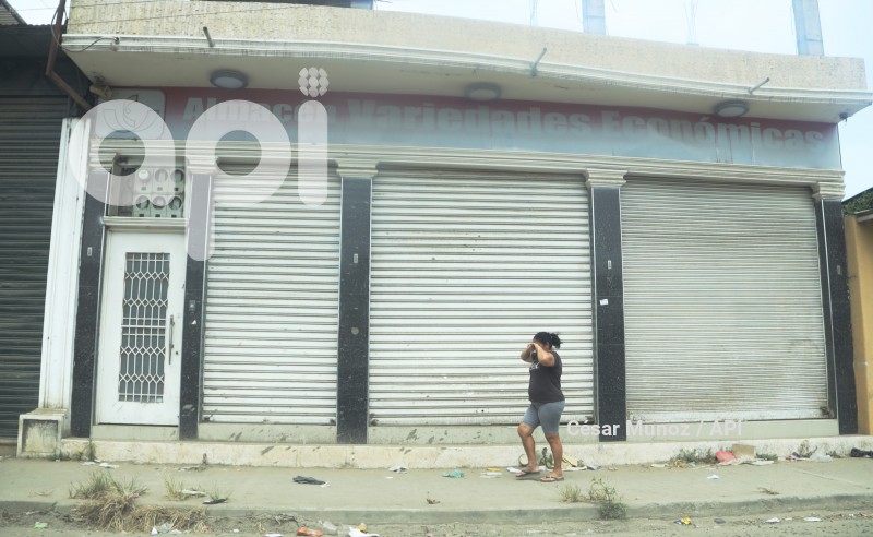 GYE-CIERRE LOCALES DURAN