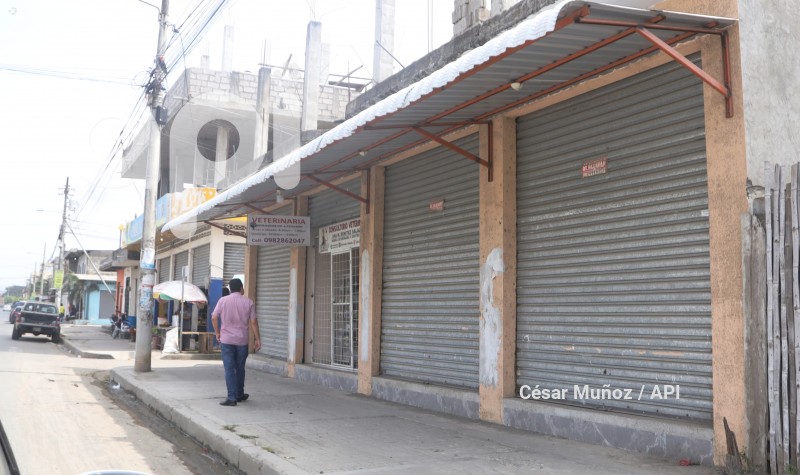 GYE-CIERRE LOCALES DURAN
