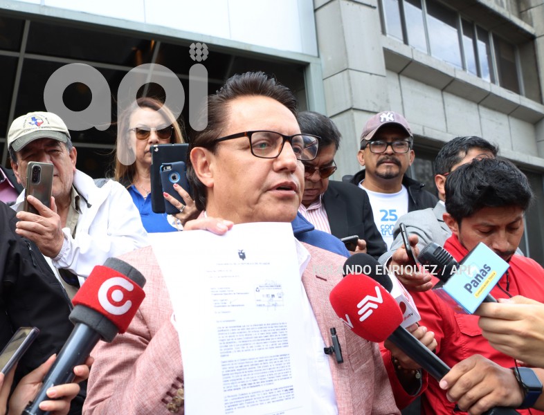 FERNANDO-VILLAVICENCIO-DENUNCIA-FISCALIA