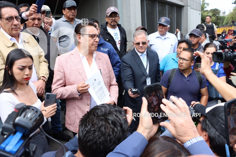 FERNANDO-VILLAVICENCIO-DENUNCIA-FISCALIA