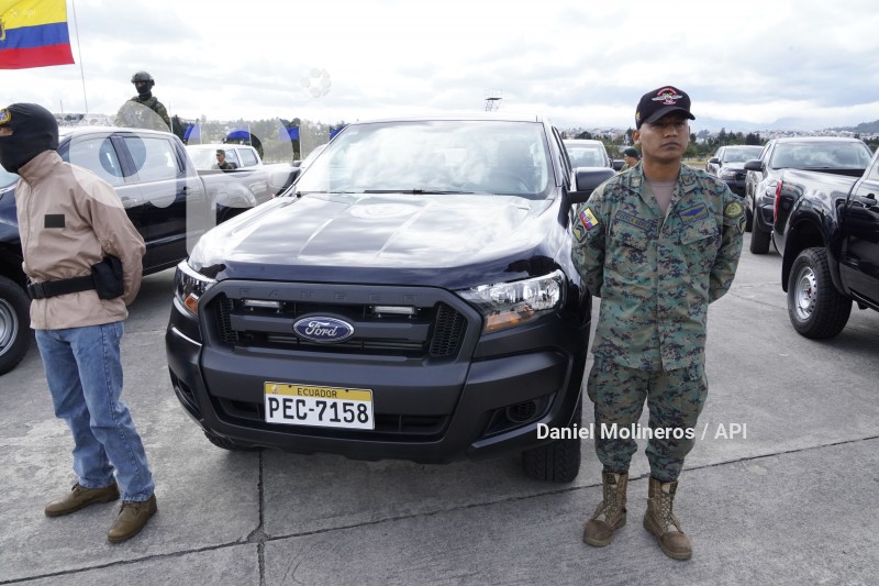 LASSO-ENTREGA-EQUIPAMENTO-MILITAR