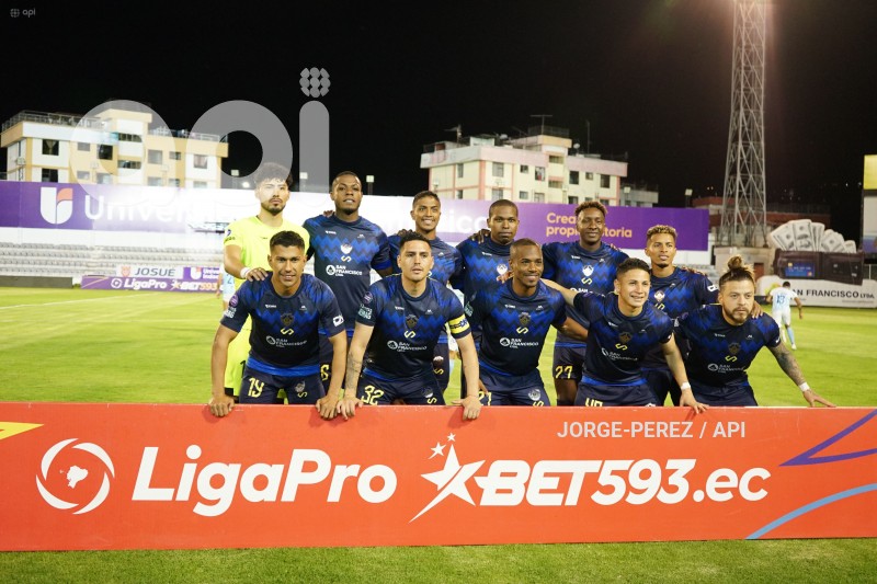 FBL-LIGA-PRO-BET593-SERIE-B-CHACARITAS-MANTA-