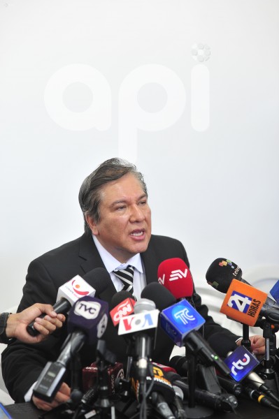 FERNANDEZ-ABOGADO-VILLAVICENCIO