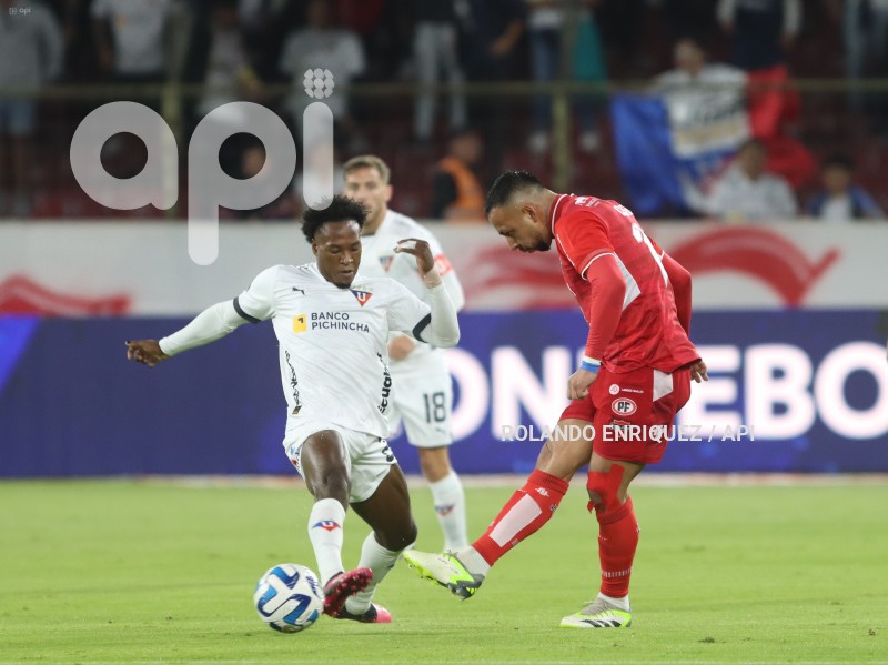 FBL-SUDAMERICANA-LIGA-NUBLENSE