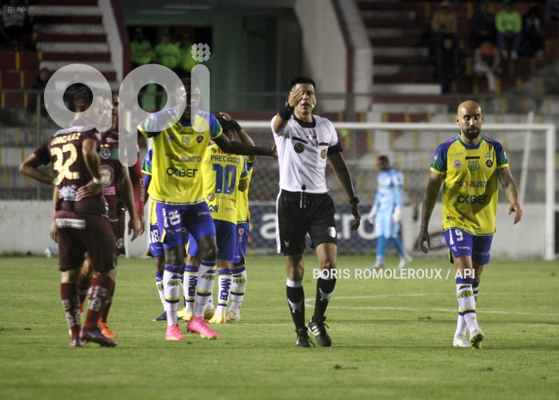 FBL-LIGAPRO-GUALACEO-MUSHUC RUNA