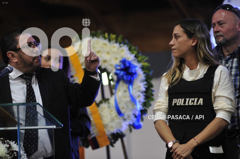 CEQ - HOMENAJE - VILLAVICENCIO 