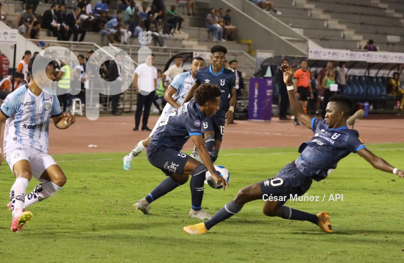 FBL-LIGAPRO-GUAYAQUIL-CATOLICA