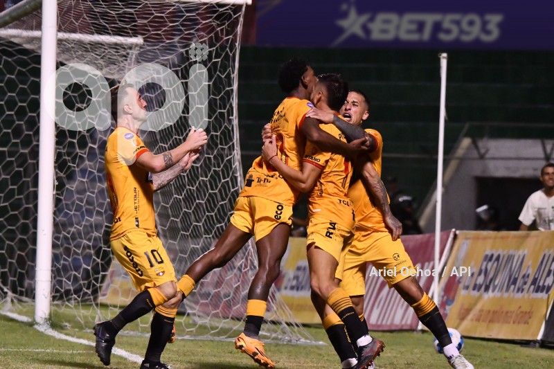 FBL-LIGAPRO-DELFIN-BARCELONA