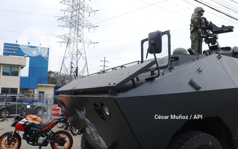 GYE-INTERVENCION MILITAR PENI
