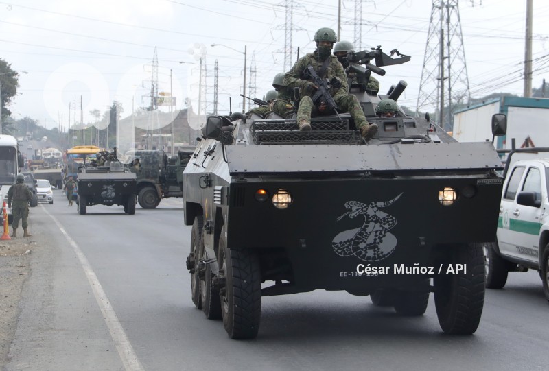 GYE-INTERVENCION MILITAR PENI