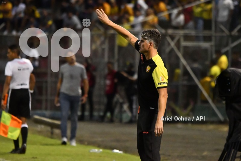 FBL-LIGAPRO-DELFIN-BARCELONA