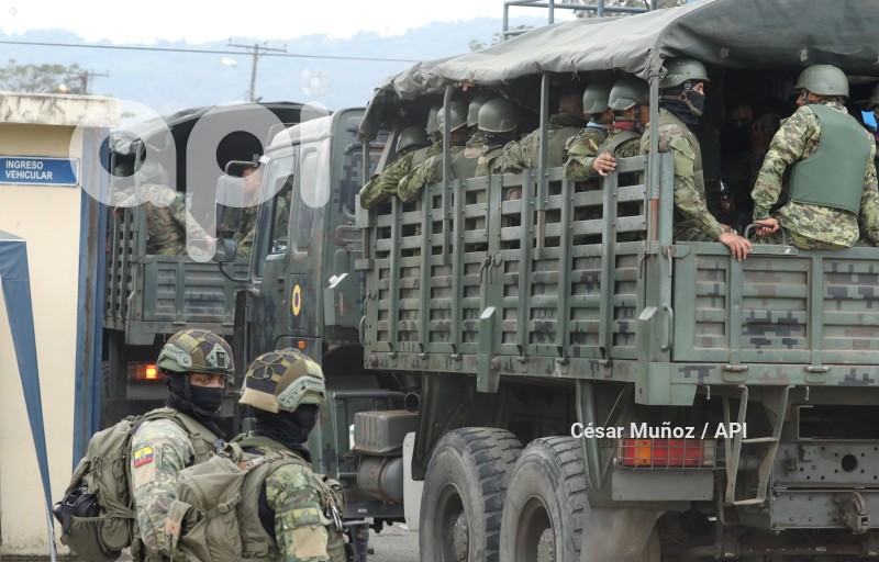 GYE-INTERVENCION MILITAR PENI