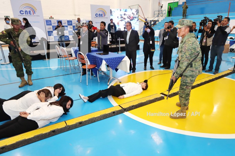UIO-SIMULACRO-ELECCIONES-CNE
