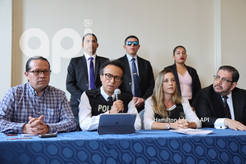 UIO-CHRISTIAN-ZURITA-CANDIDATO-PRESIDENTE