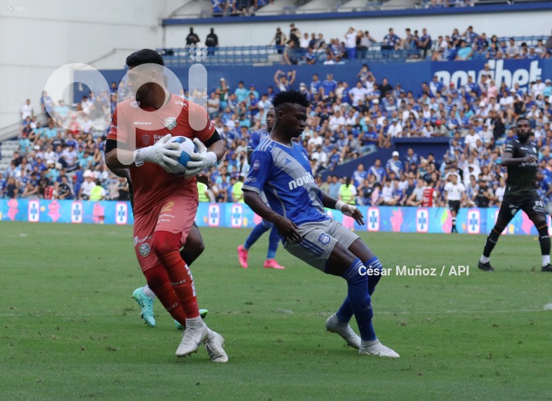 FBL-LIGAPRO-EMELEC-ORENSE