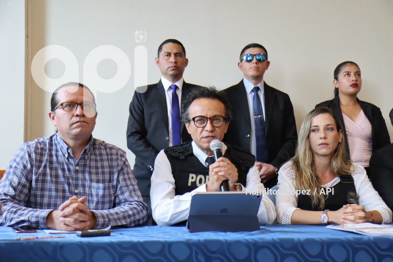 UIO-CHRISTIAN-ZURITA-CANDIDATO-PRESIDENTE