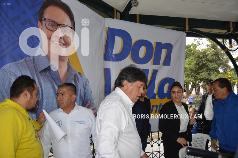 CUENCA-RUEDA DE PRENSA-APOYO-ORGANIZACIONES-FERNADO VILLAVICENCI