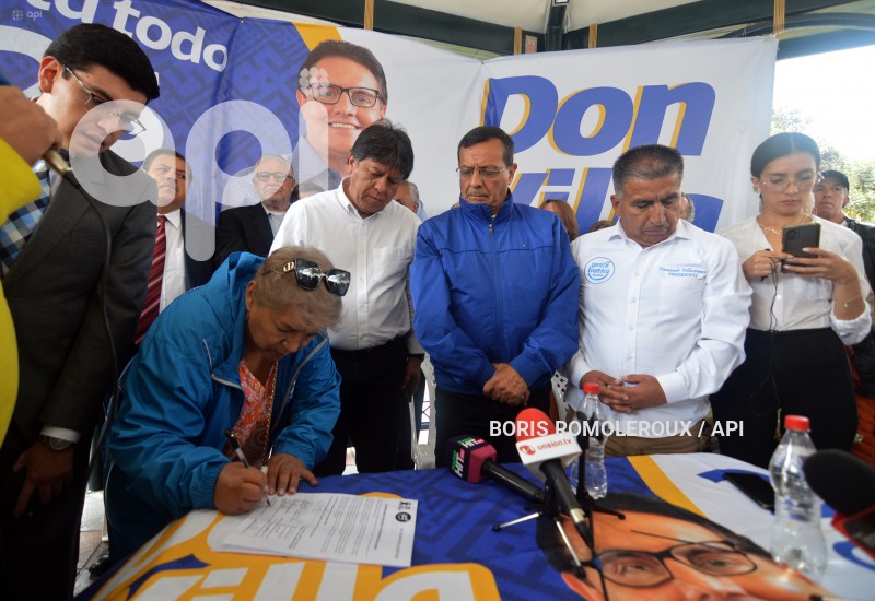 CUENCA-RUEDA DE PRENSA-APOYO-ORGANIZACIONES-FERNADO VILLAVICENCI