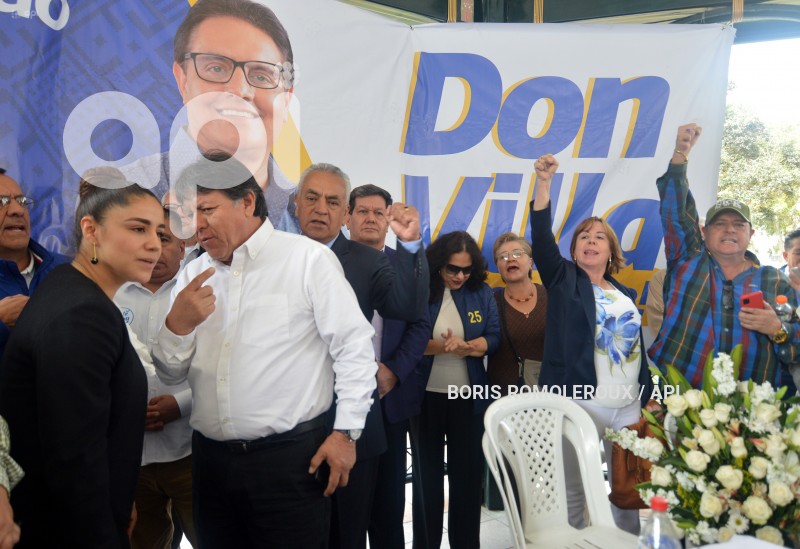 CUENCA-RUEDA DE PRENSA-APOYO-ORGANIZACIONES-FERNADO VILLAVICENCI