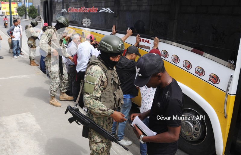 GYE-OPERATIVOS MILITAR