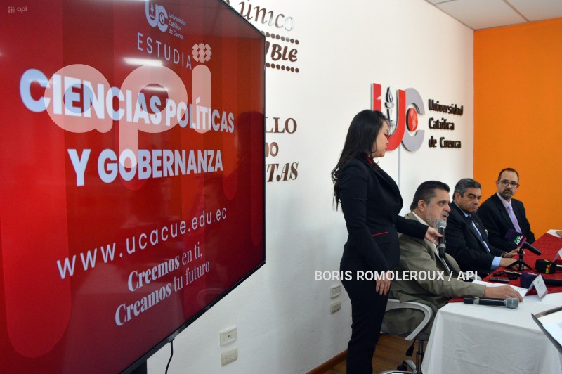 CUENCA-LANZAMIENTO CARRERA-CIENCIAS POLITICAS GOBERNANZA