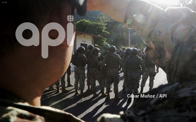 GYE-MILITARES ELECCIONES