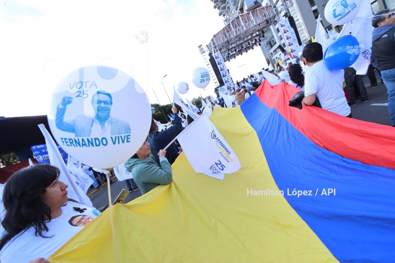 UIO-CIERRE-CAMPAÑA-CONSTRUYE25