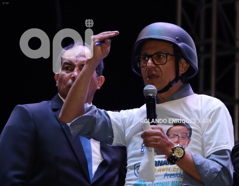 MISA-CIERRE-CAMPAÑA-VILLAVICENCIO-ZURITA