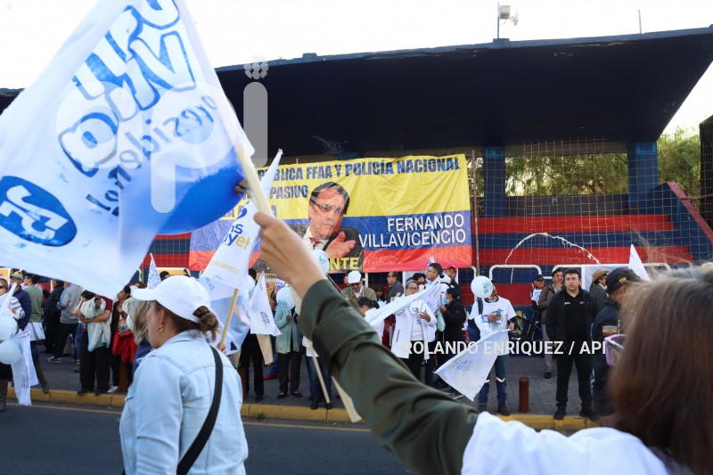 MISA-CIERRE-CAMPAÑA-VILLAVICENCIO-ZURITA