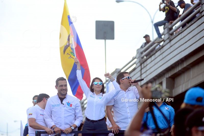 CARANAVA-LUISA GONZALEZ-GYE