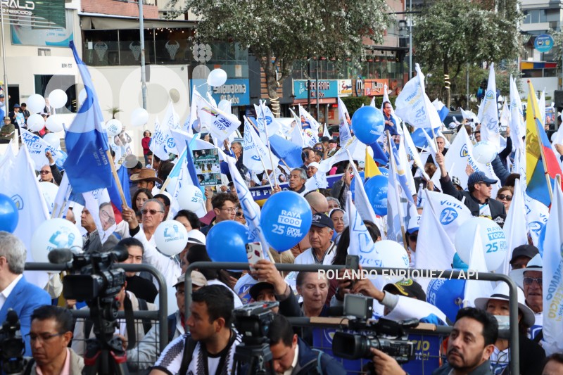 MISA-CIERRE-CAMPAÑA-VILLAVICENCIO-ZURITA