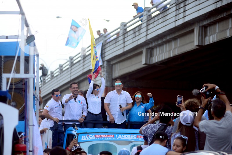 CARANAVA-LUISA GONZALEZ-GYE