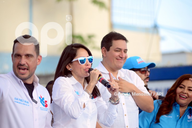 CARANAVA-LUISA GONZALEZ-GYE