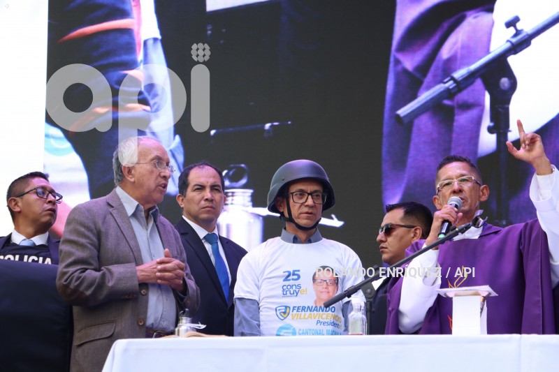 MISA-CIERRE-CAMPAÑA-VILLAVICENCIO-ZURITA
