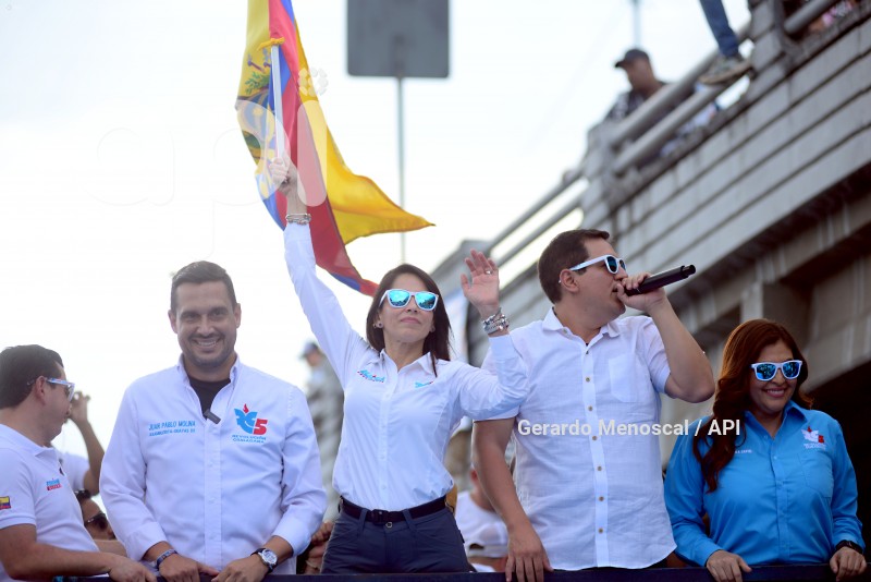 CARANAVA-LUISA GONZALEZ-GYE